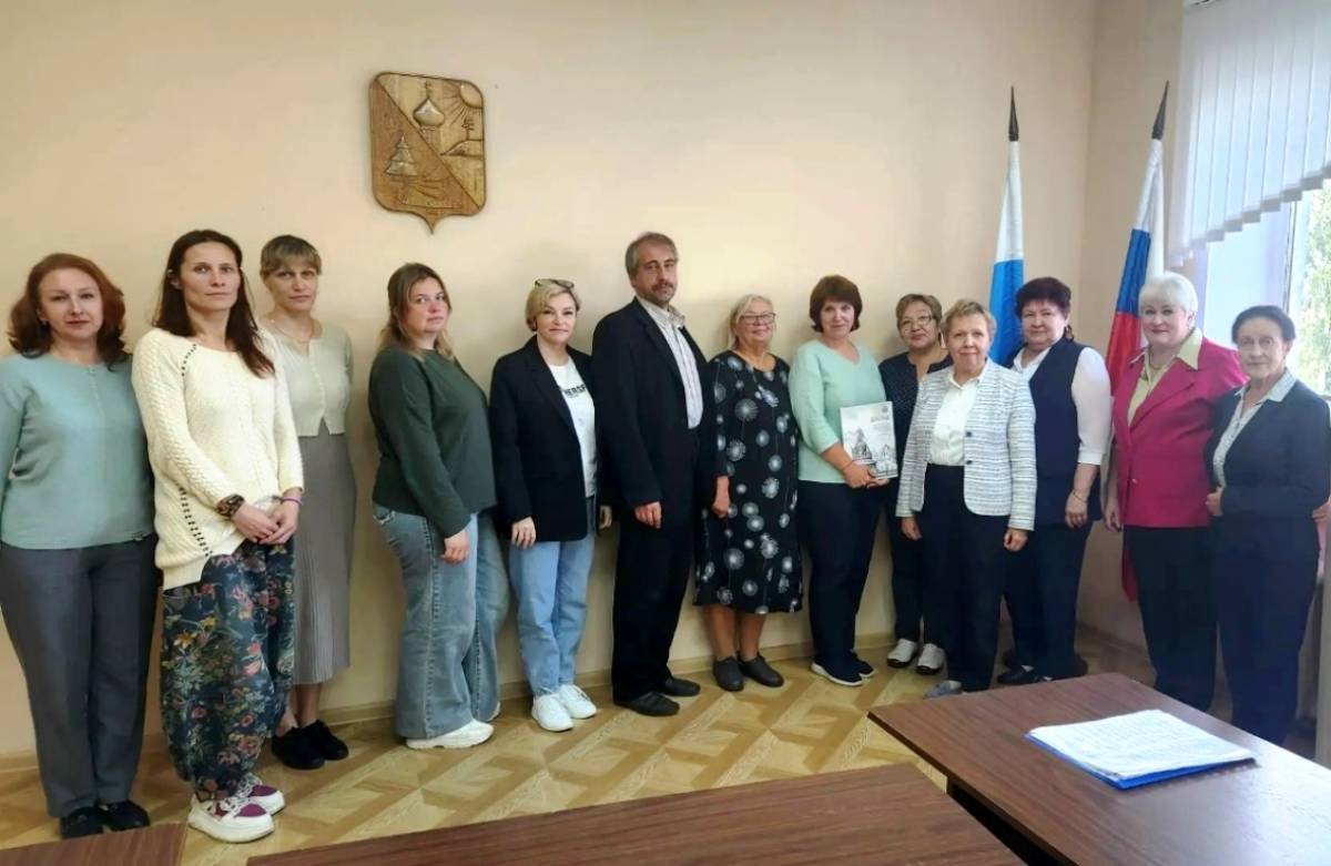 Фотографии газеты «Уверские зори»