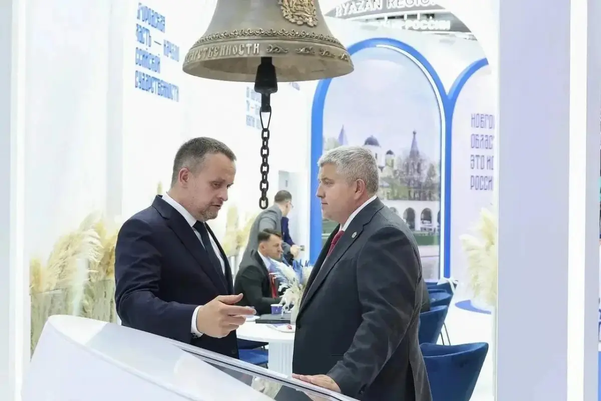 Александр Дронов поздравил Андрея Никитина с назначением на пост вице-премьера
